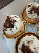 Load image into Gallery viewer, BIG CATERING BUFFET and WARM PASTA FOR 20/25 PAX