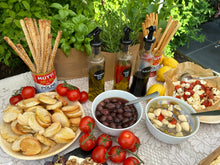 Load image into Gallery viewer, Olives Bar