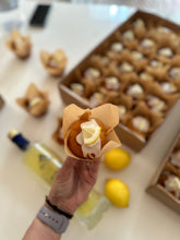 Load image into Gallery viewer, Limoncello Muffins 32pcs