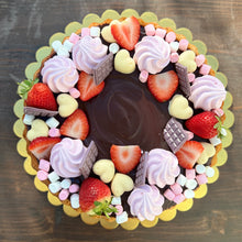 Load image into Gallery viewer, Soft chocolate cake with dark chocolate ganache and berries x10/12