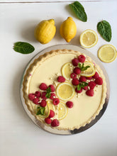 Load image into Gallery viewer, Soft chocolate cake with dark chocolate ganache and berries x10/12