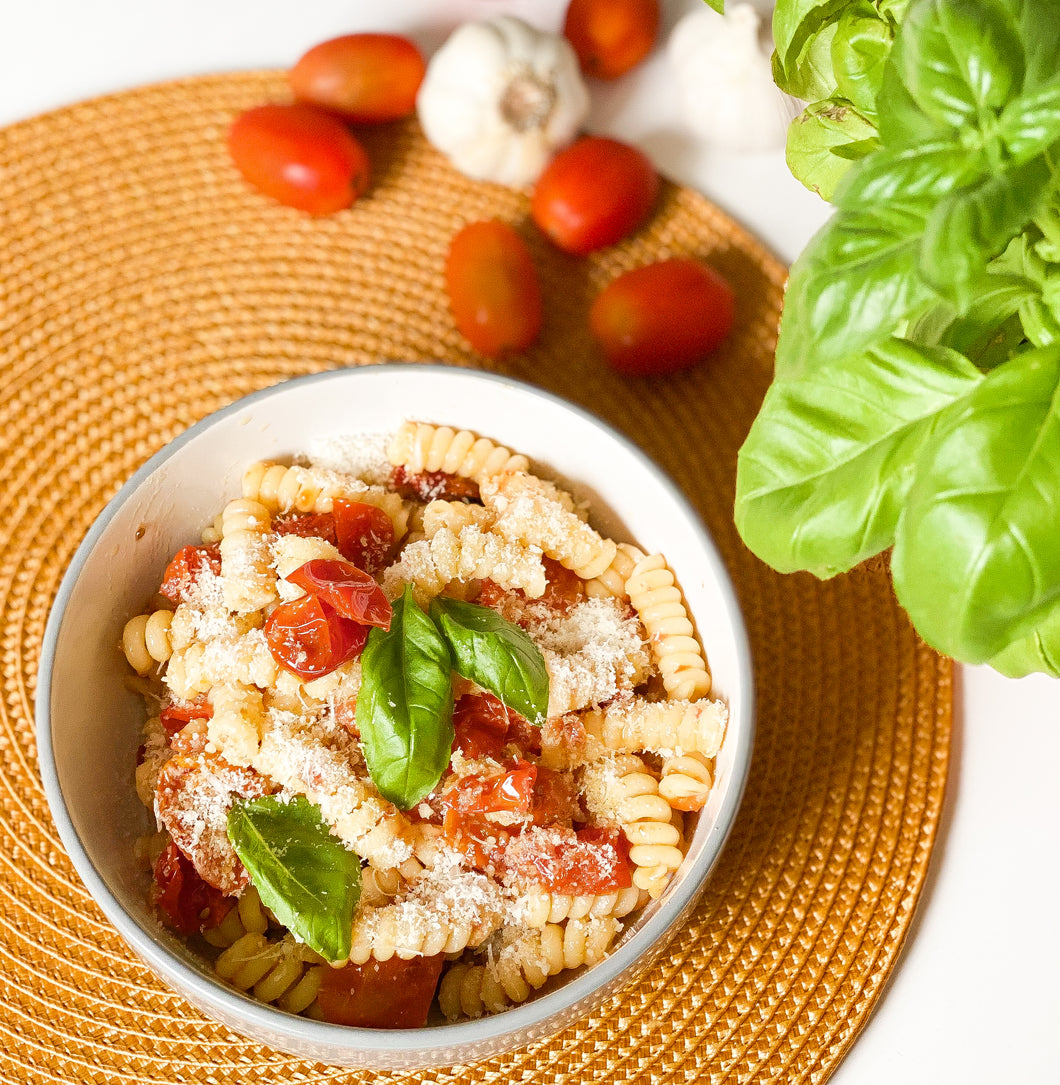 Cold Pasta with basil and confit tomatoes x 2