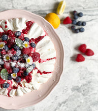 Load image into Gallery viewer, Italian Pavlova ( Meringata) with Berries x 6/8 people