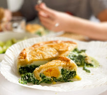 Load image into Gallery viewer, Spinach and Ricotta cake  -   6/8 people