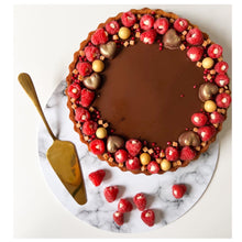 Load image into Gallery viewer, Soft chocolate cake with dark chocolate ganache and berries x10/12