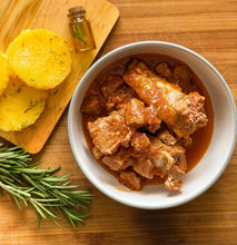 Load image into Gallery viewer, Pork Casserole in white wine sauce with carrots and potatoes  for 4 people
