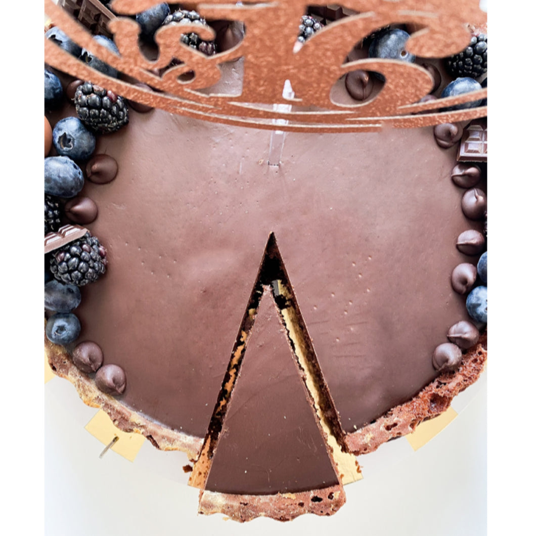 Soft chocolate cake with dark chocolate ganache and berries x10