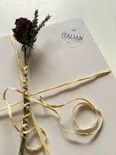 Load image into Gallery viewer, Soft chocolate cake with dark chocolate ganache and berries x10/12