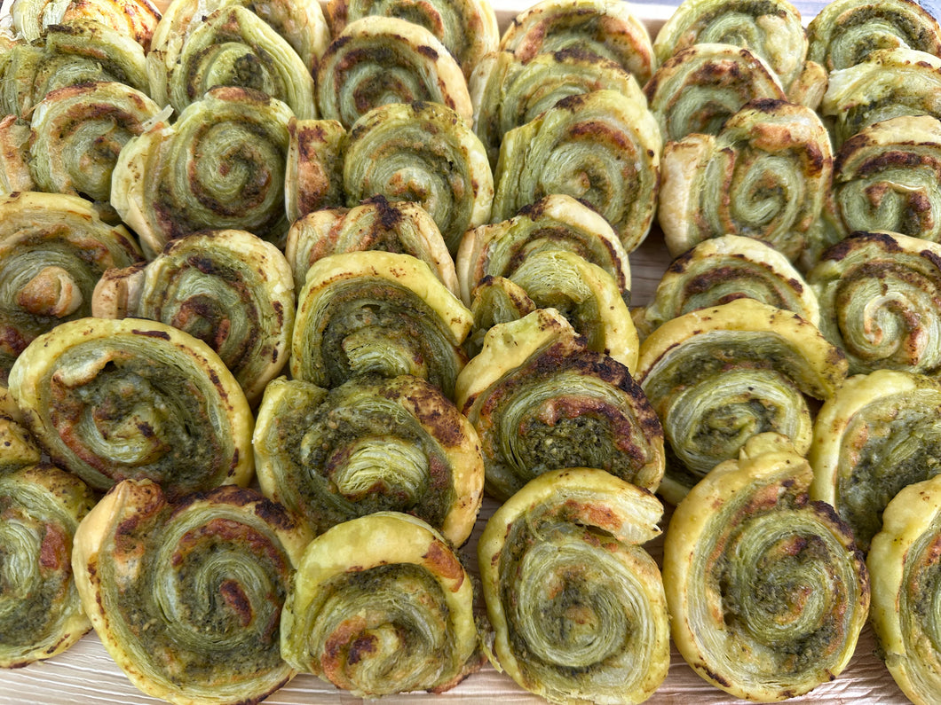 Salatini Wheels tray of 40
