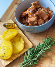 Load image into Gallery viewer, Pork Ribs in rich tomatoes sauce and fried polenta for 2 people
